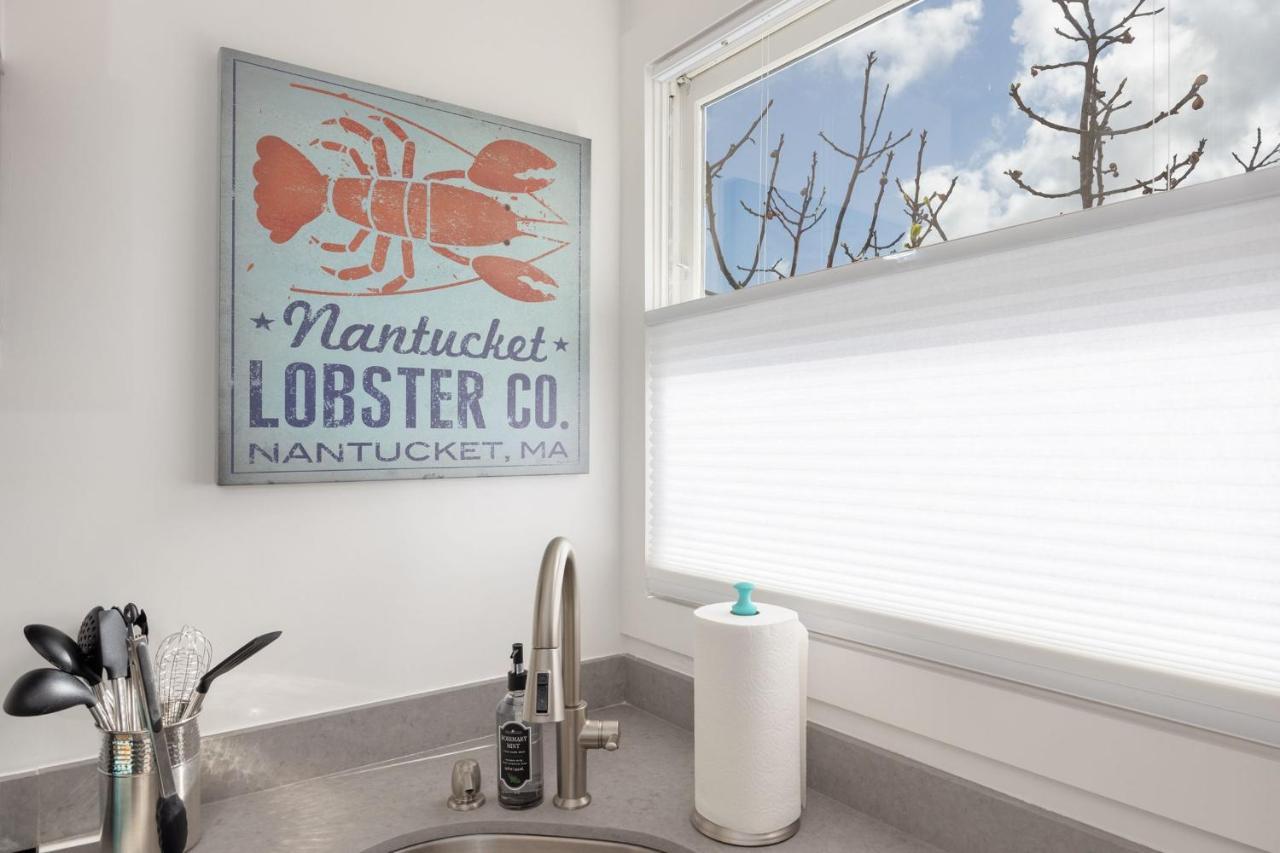 Nantucket Penthouse - Walk To Restaurants Beaches Activies & So Much More Гаф-Мун-Бей Екстер'єр фото